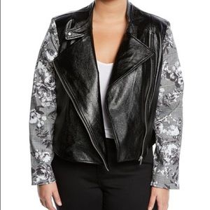 Plus size Leather  jacket with floral sleeves🖤